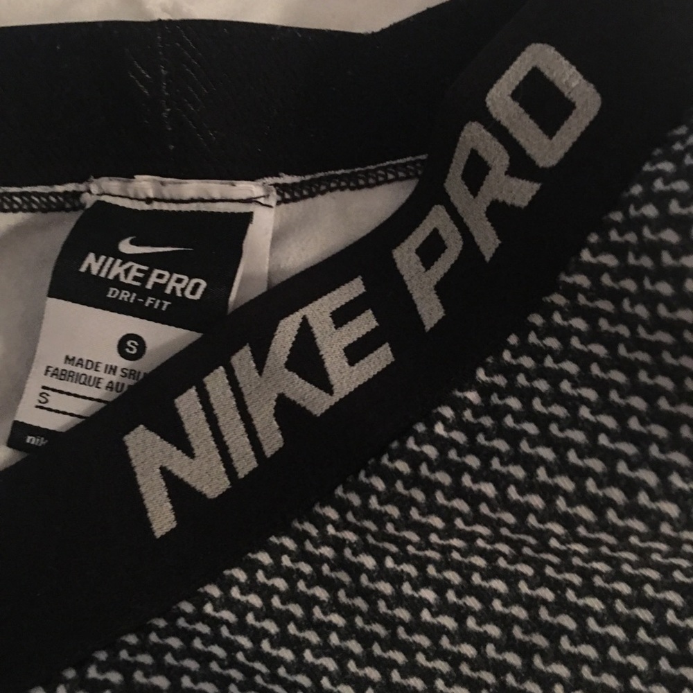 Nike Pro leggings